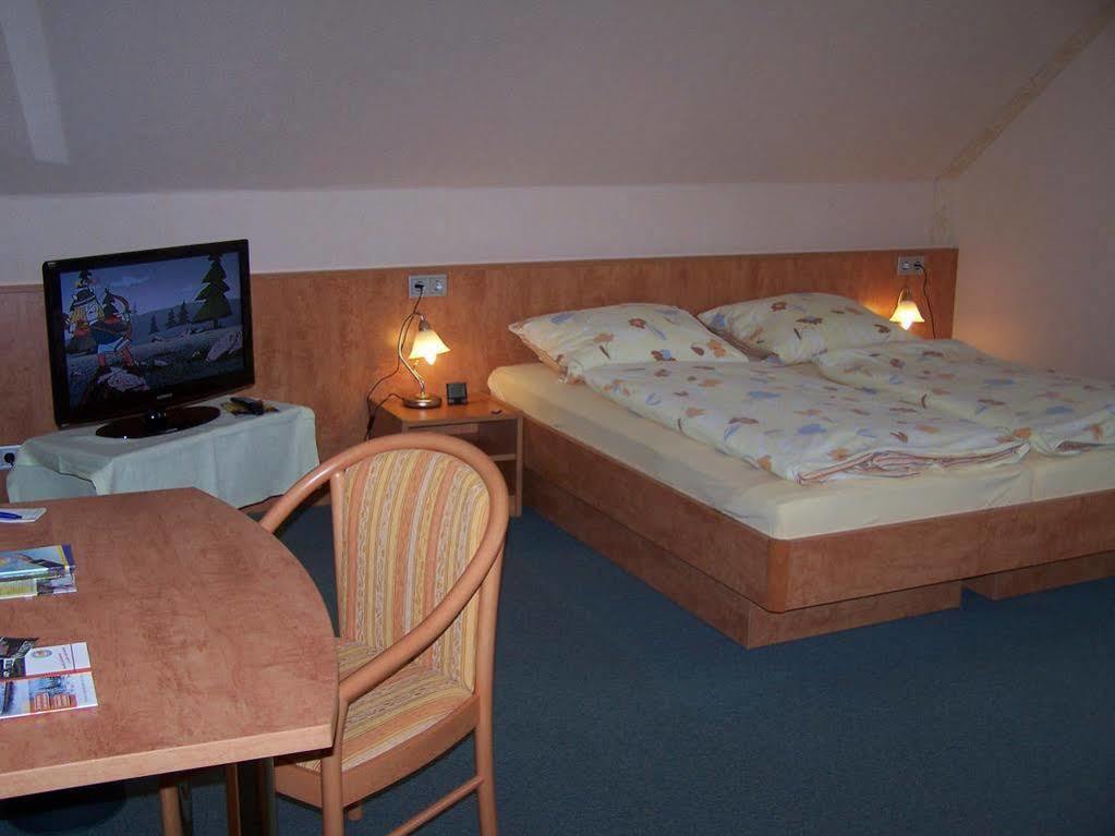 Mein Vierjahreszeiten Hotel Garni Superior Sankt Andreasberg Exteriör bild